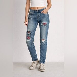 Hippie Laundry | Tom Girl Distressed Embroidered Rose Floral Jeans | 27